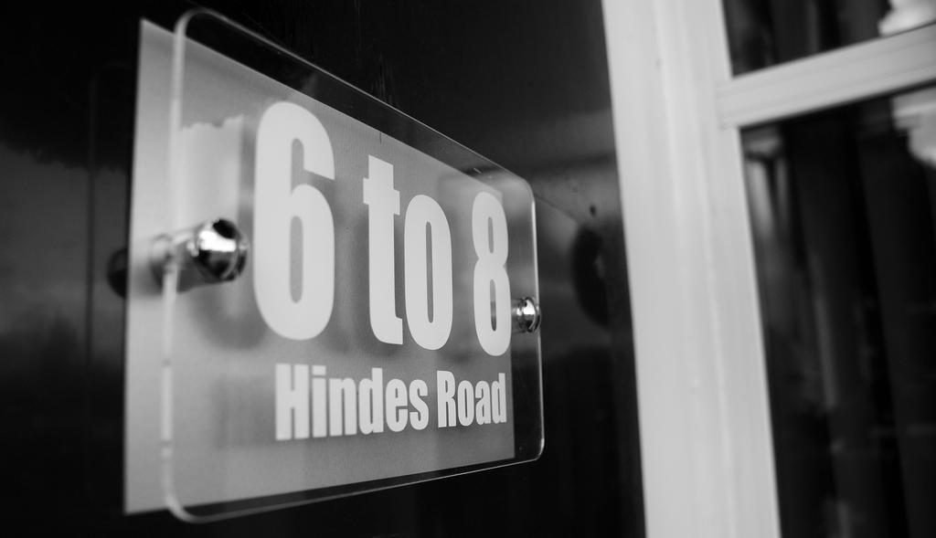 The Hindes Hotel Хароу Екстериор снимка